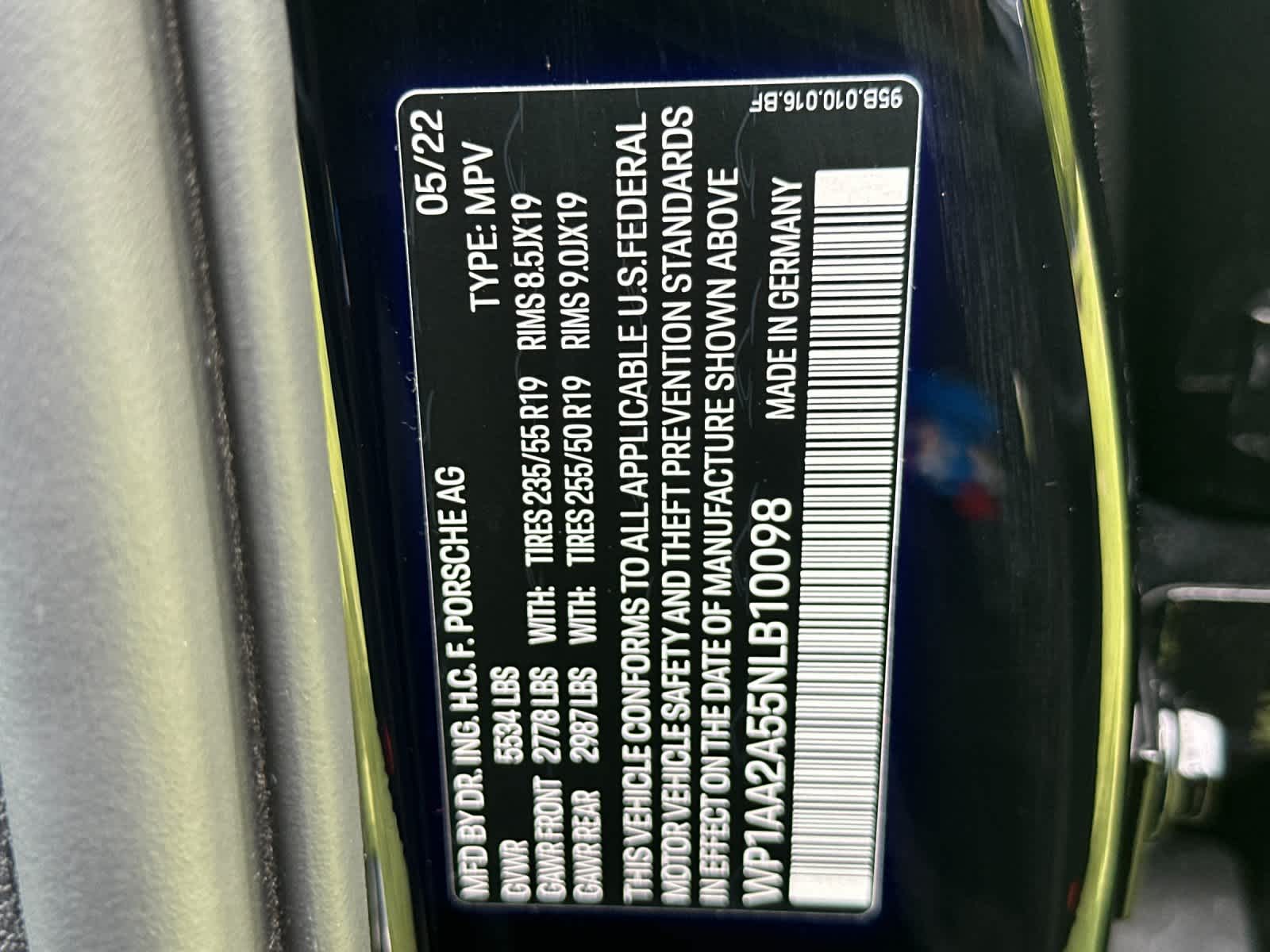 2022 Porsche Macan Macan