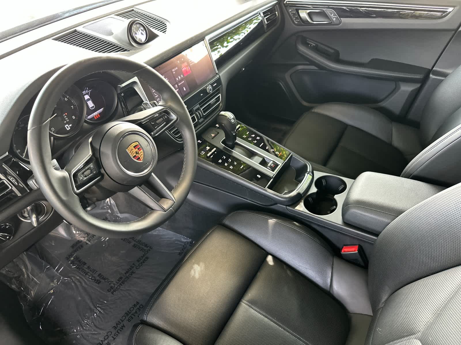 2022 Porsche Macan Macan