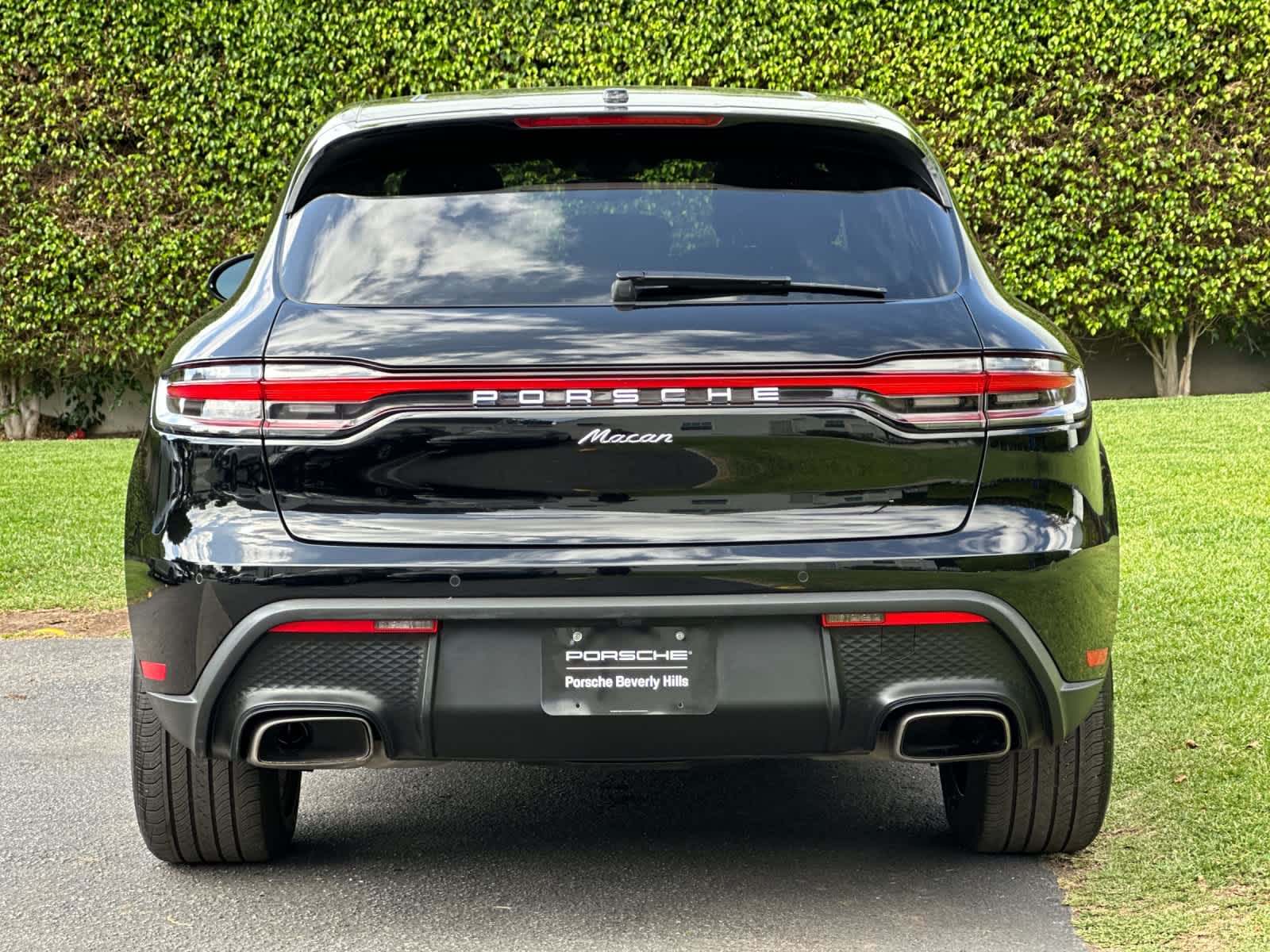 2022 Porsche Macan Macan