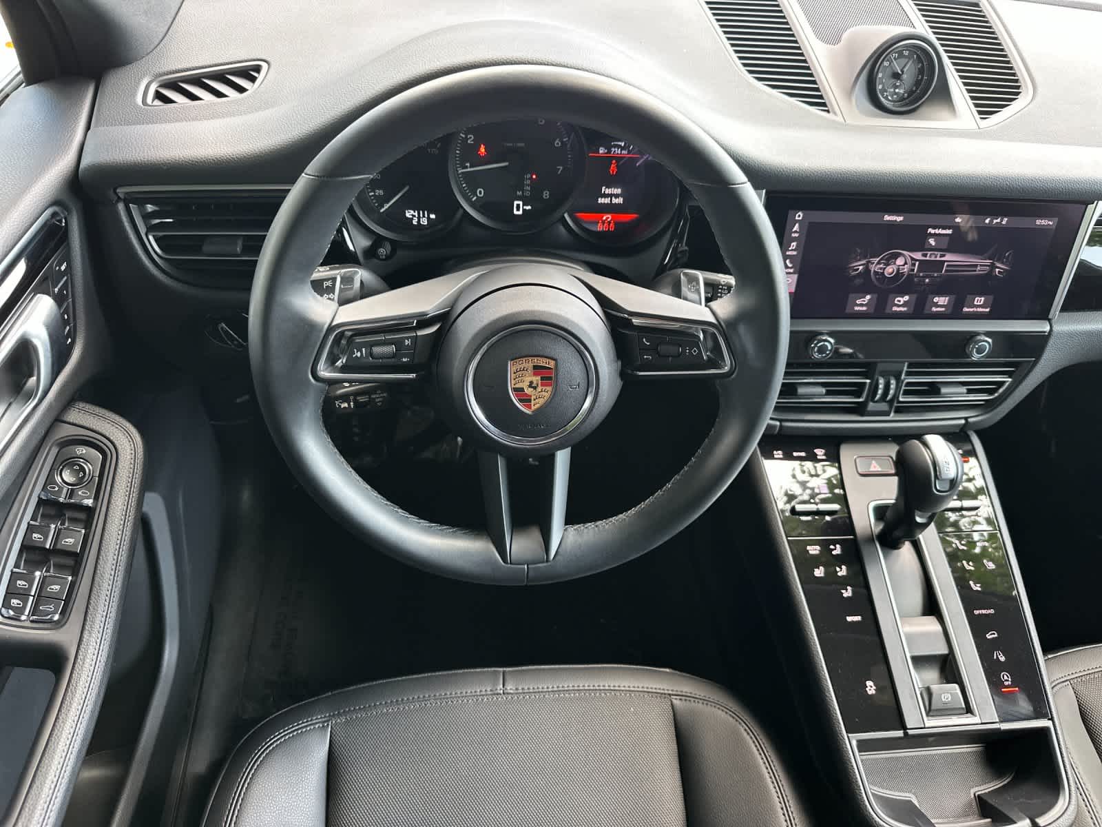 2024 Porsche Macan Macan