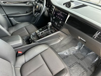 2024 Porsche Macan Macan