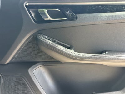 2024 Porsche Macan Macan
