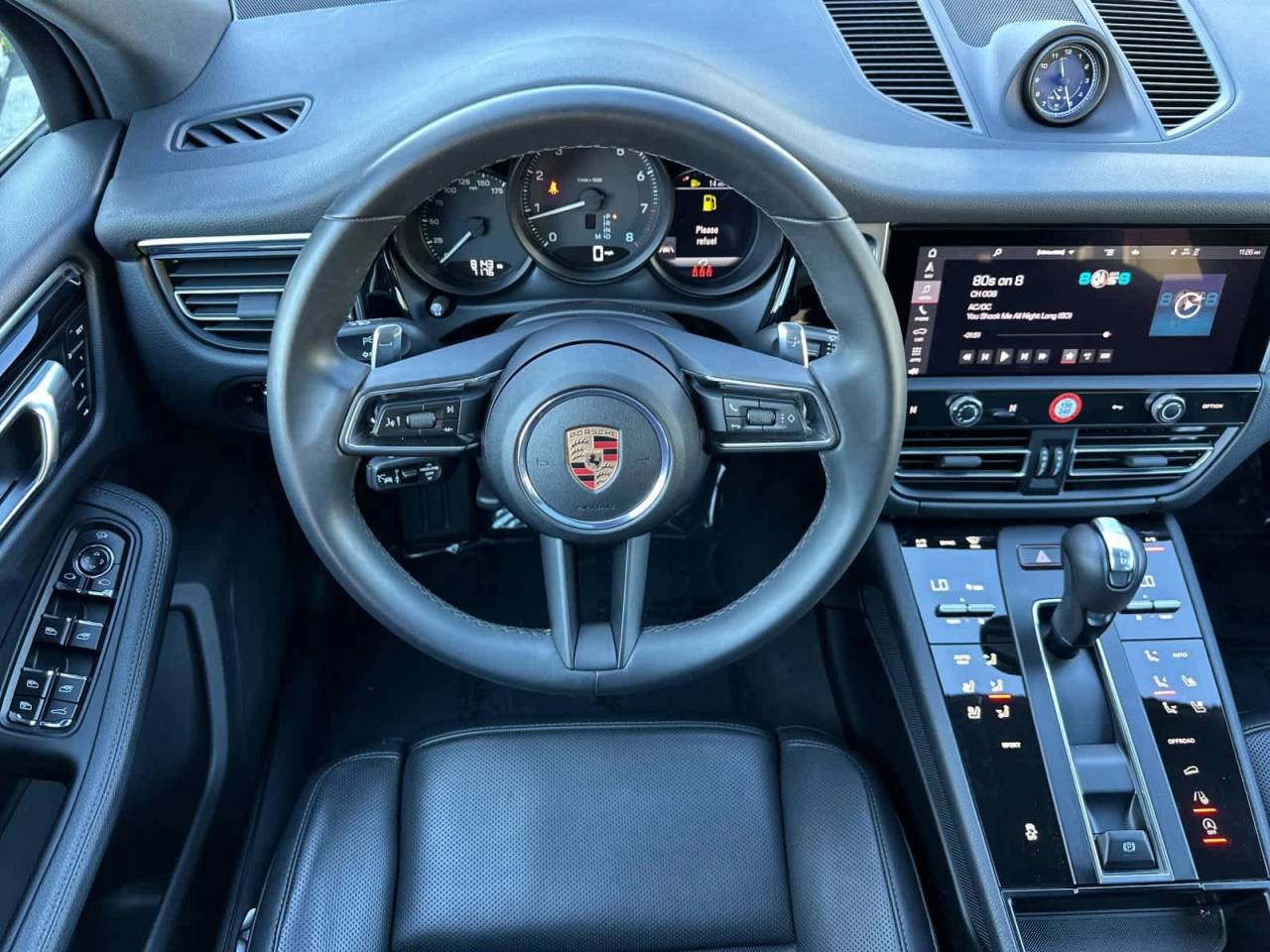 2025 Porsche Macan AWD