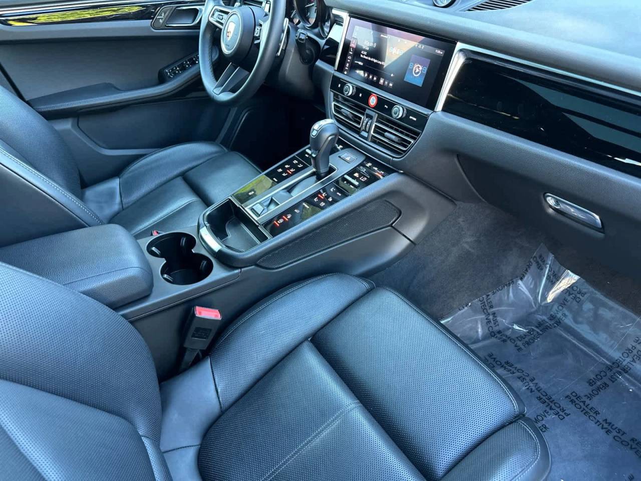 2025 Porsche Macan AWD