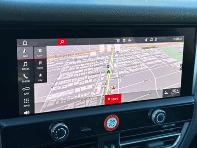 2025 Porsche Macan AWD