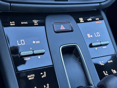 2025 Porsche Macan AWD