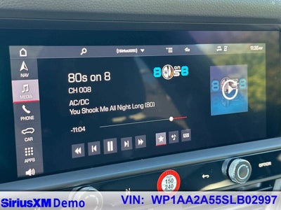 2025 Porsche Macan AWD