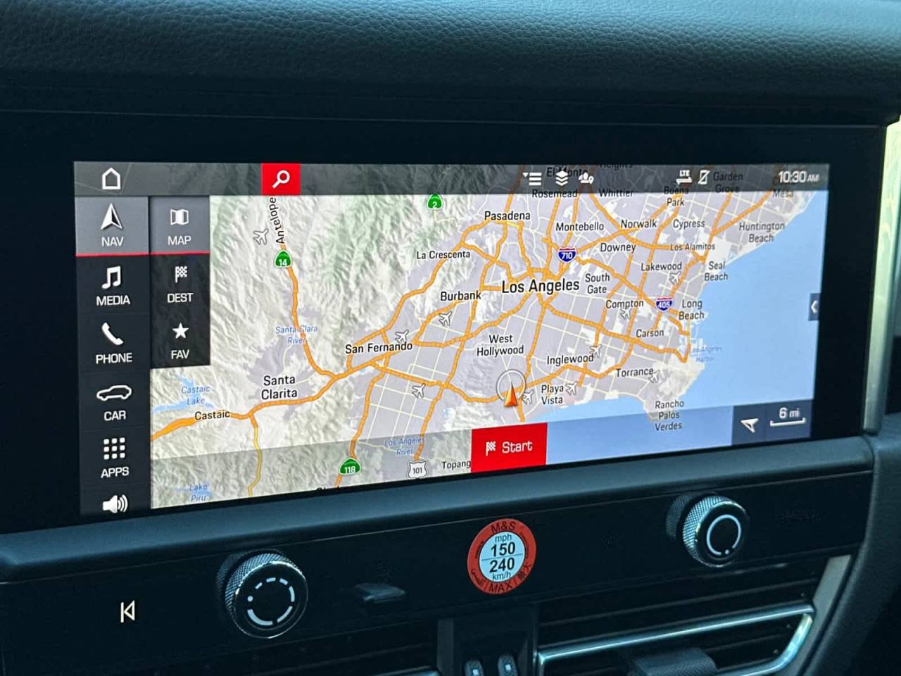 2025 Porsche Macan AWD