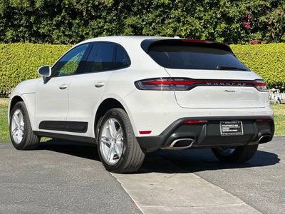 2025 Porsche Macan AWD