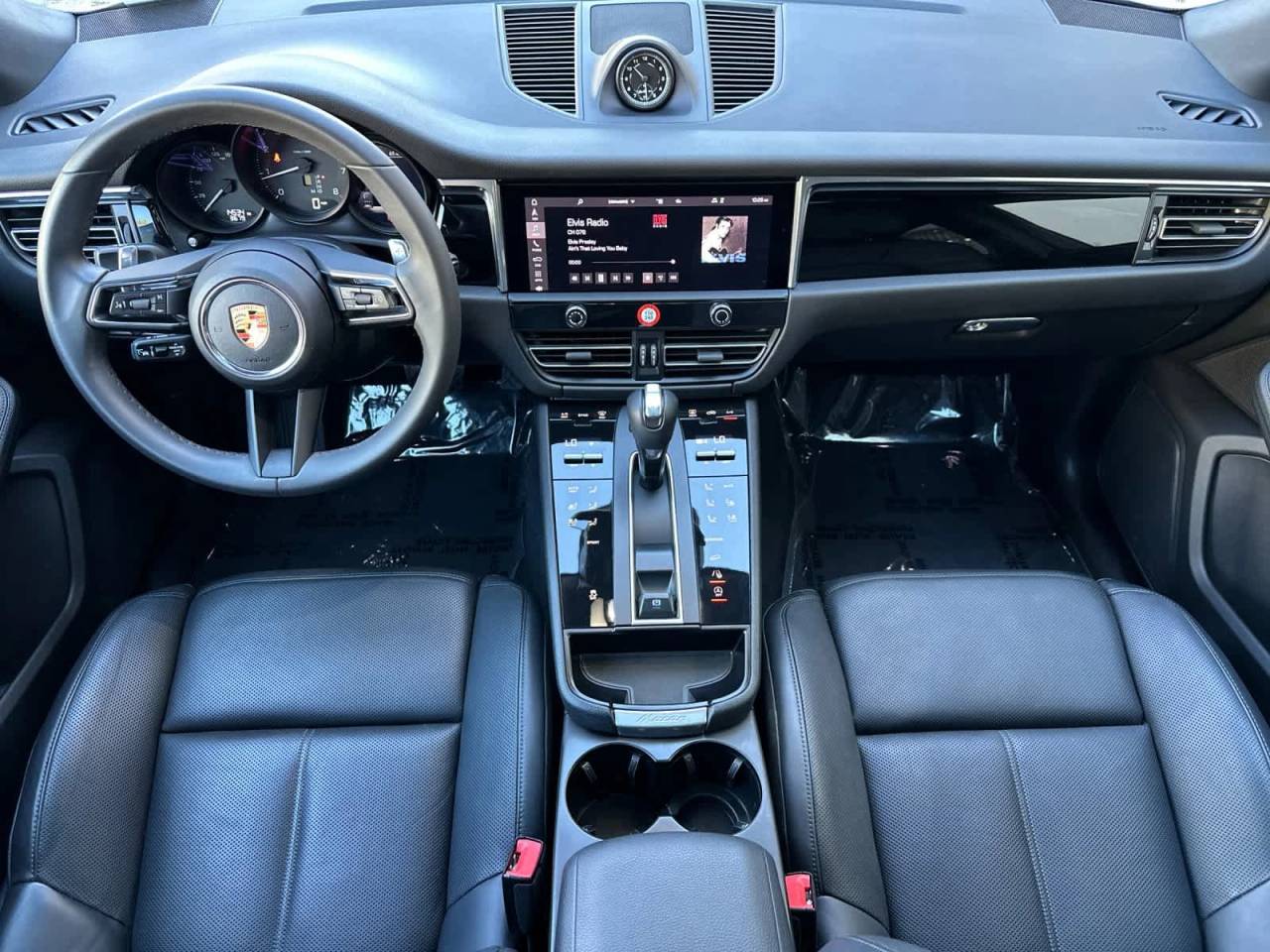 2025 Porsche Macan AWD