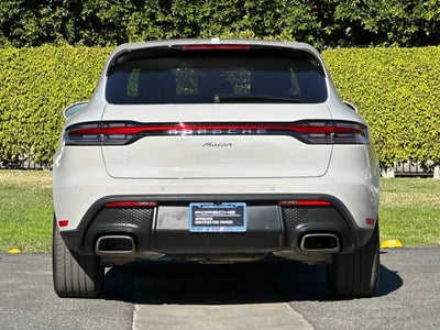 2025 Porsche Macan AWD