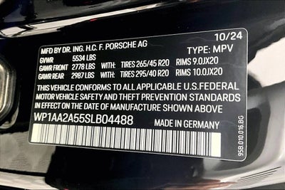 2025 Porsche Macan AWD