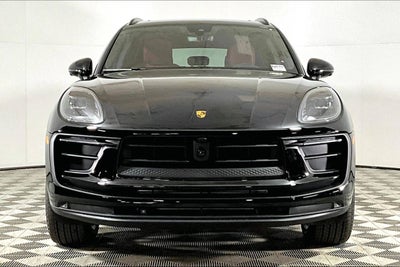 2025 Porsche Macan AWD