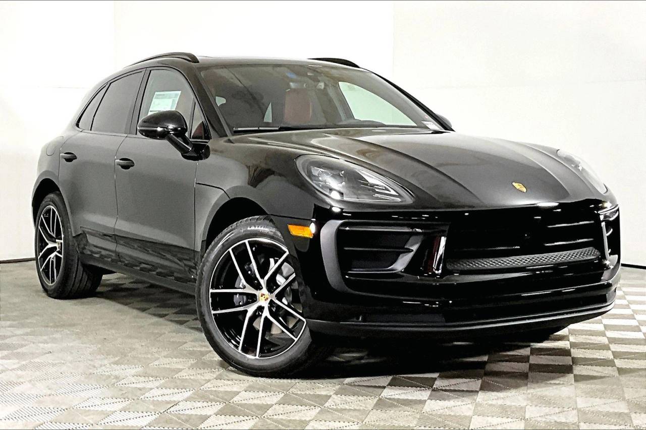 2025 Porsche Macan AWD
