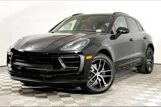 2025 Porsche Macan AWD