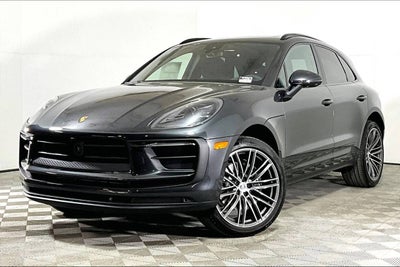 2025 Porsche Macan AWD