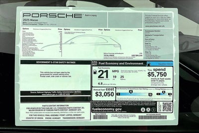2025 Porsche Macan AWD