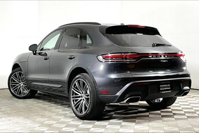 2025 Porsche Macan AWD