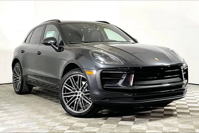 2025 Porsche Macan AWD