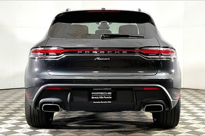 2025 Porsche Macan AWD