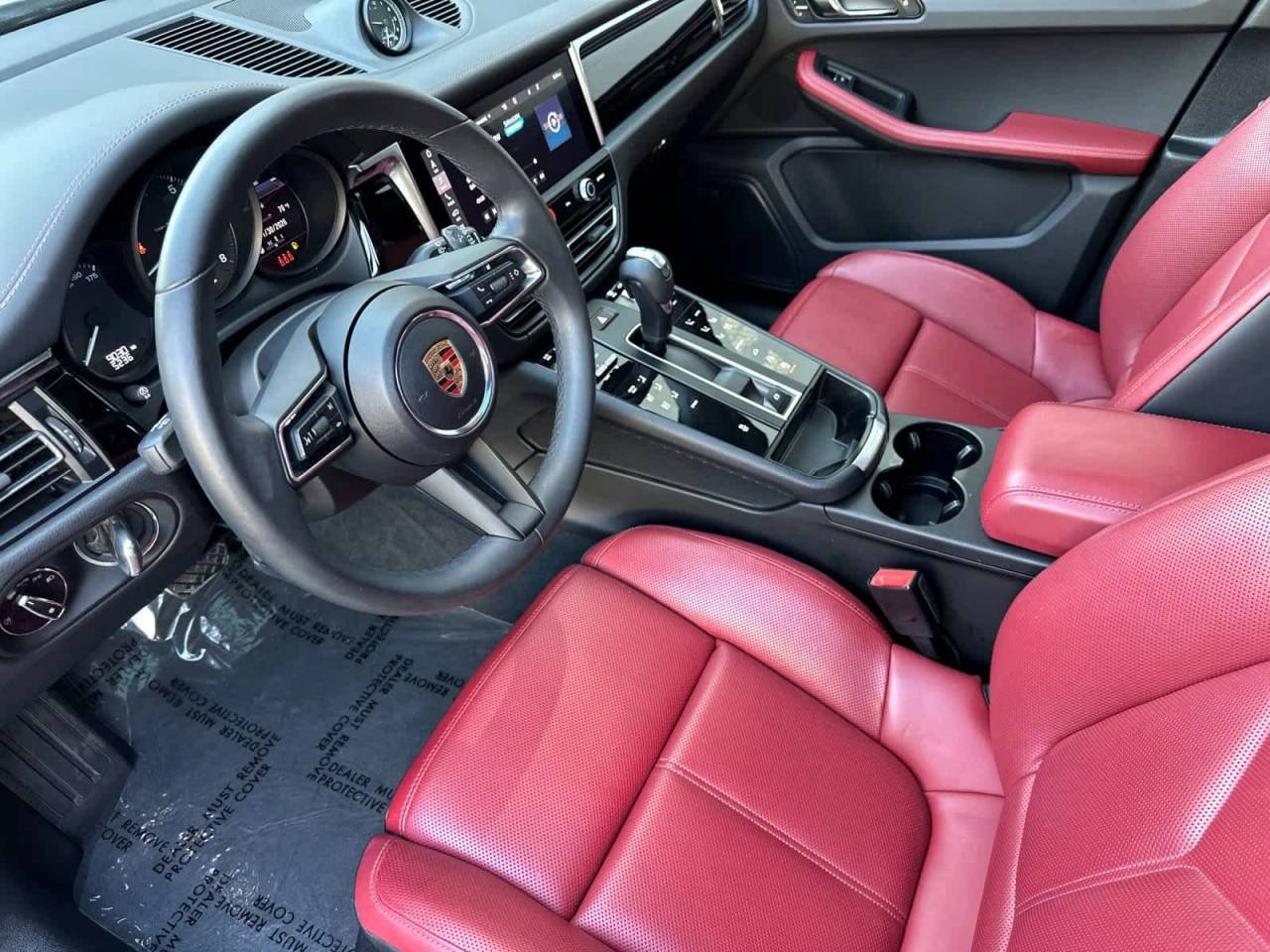 2025 Porsche Macan AWD