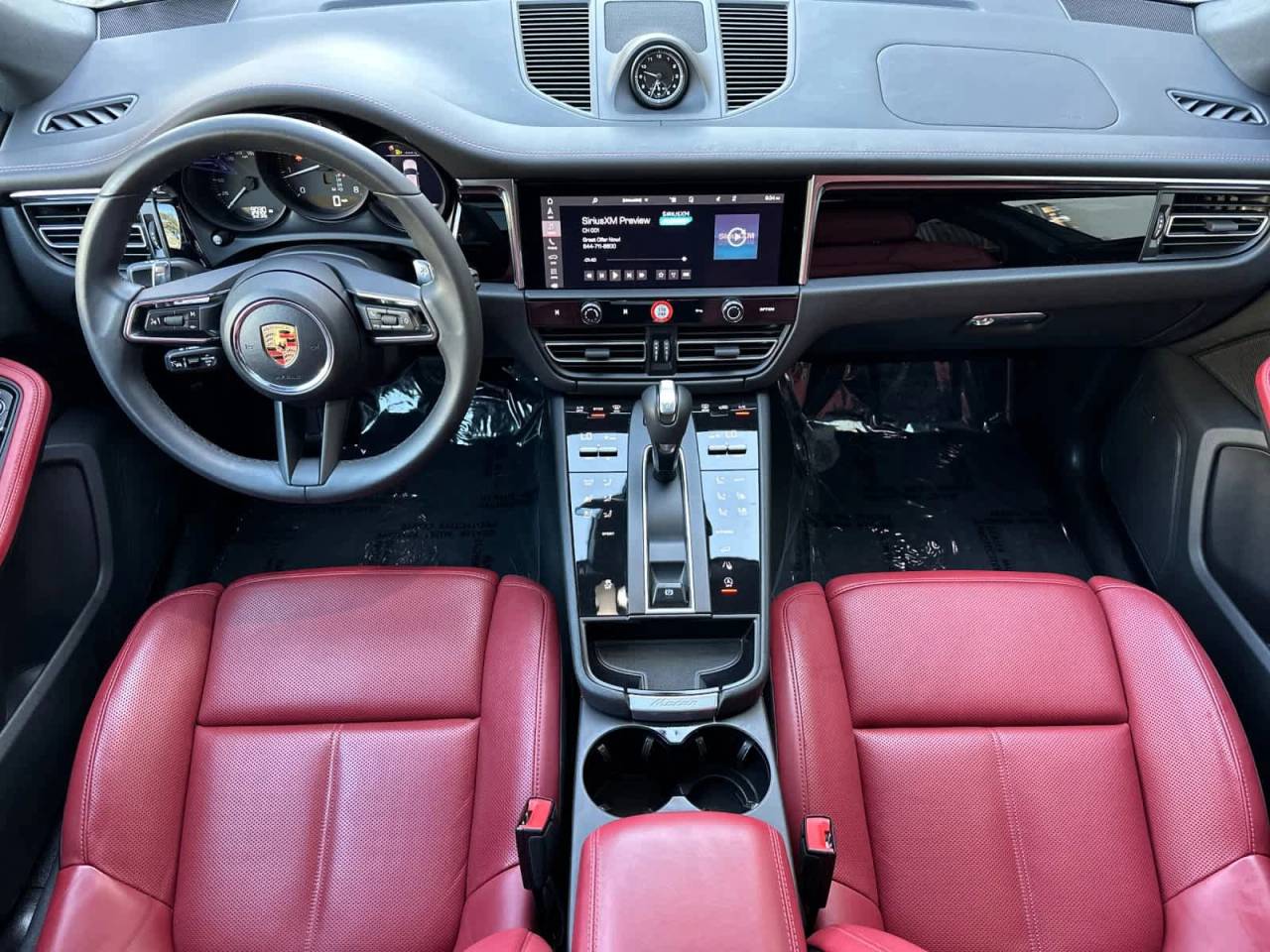 2025 Porsche Macan AWD