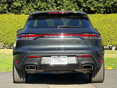 2025 Porsche Macan AWD