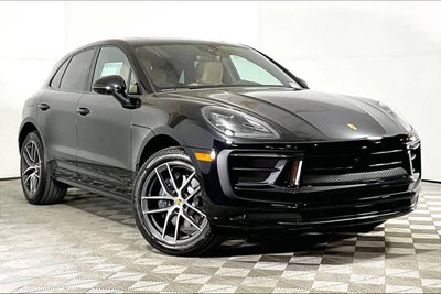 2025 Porsche Macan AWD