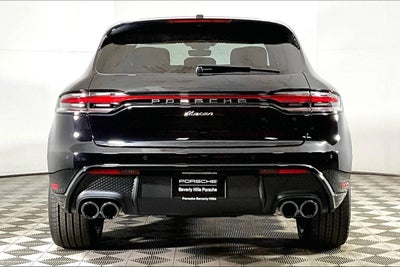2025 Porsche Macan AWD