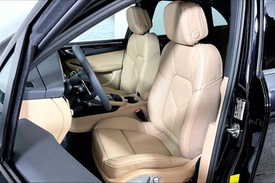 2025 Porsche Macan AWD