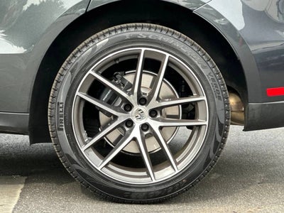 2025 Porsche Macan AWD