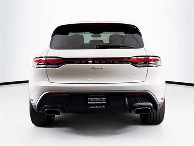 2025 Porsche Macan Base