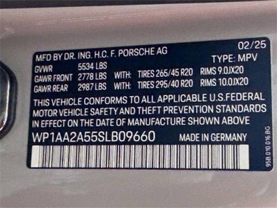 2025 Porsche Macan Base