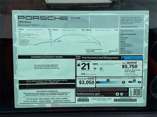 2025 Porsche Macan Base