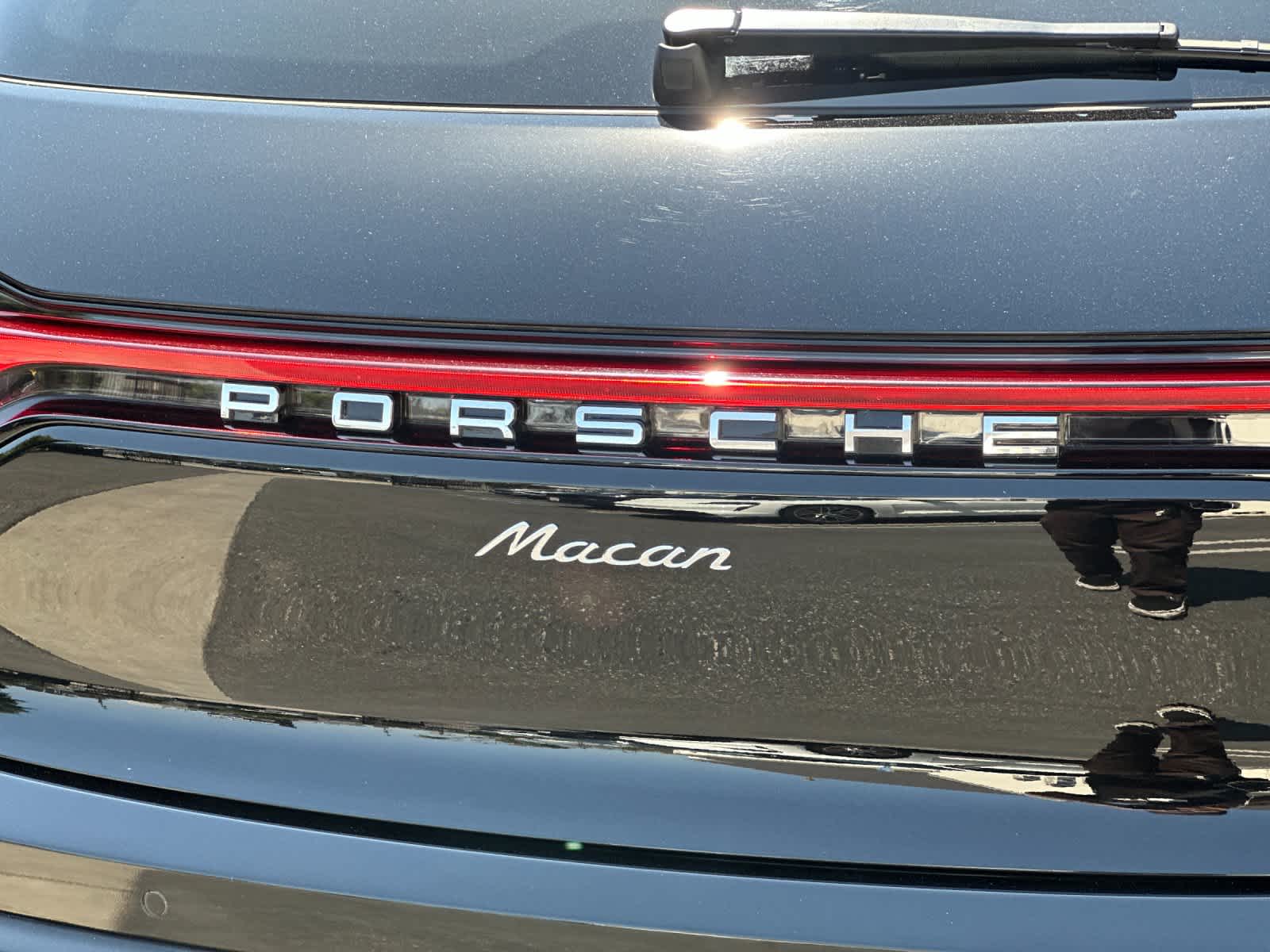 2025 Porsche Macan Base
