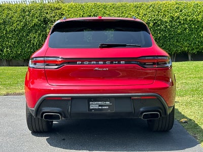 2025 Porsche Macan Base