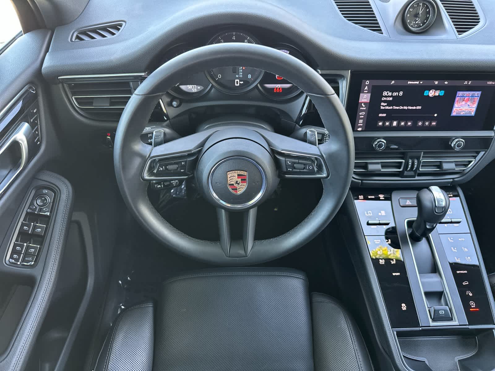 2025 Porsche Macan Base