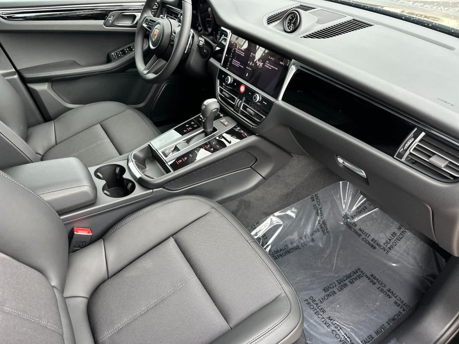 2025 Porsche Macan Macan