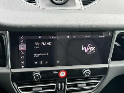 2025 Porsche Macan Macan