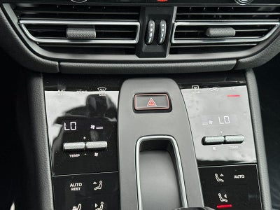2025 Porsche Macan Macan