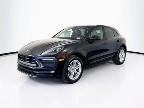 2025 Porsche Macan Base