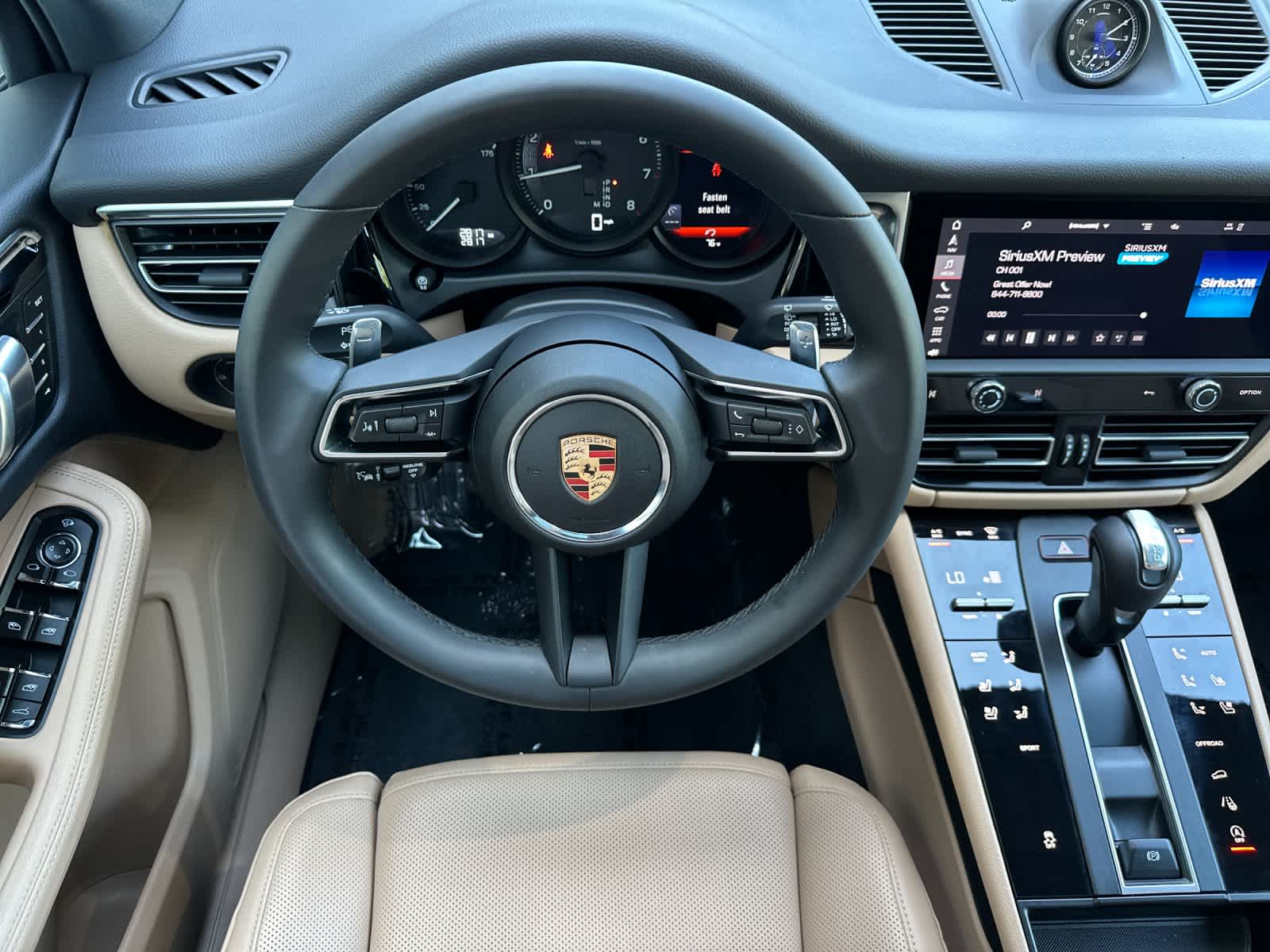 2025 Porsche Macan Base
