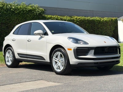 2025 Porsche Macan Macan