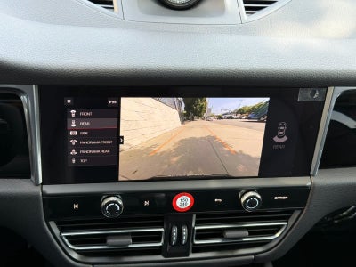 2025 Porsche Macan Macan