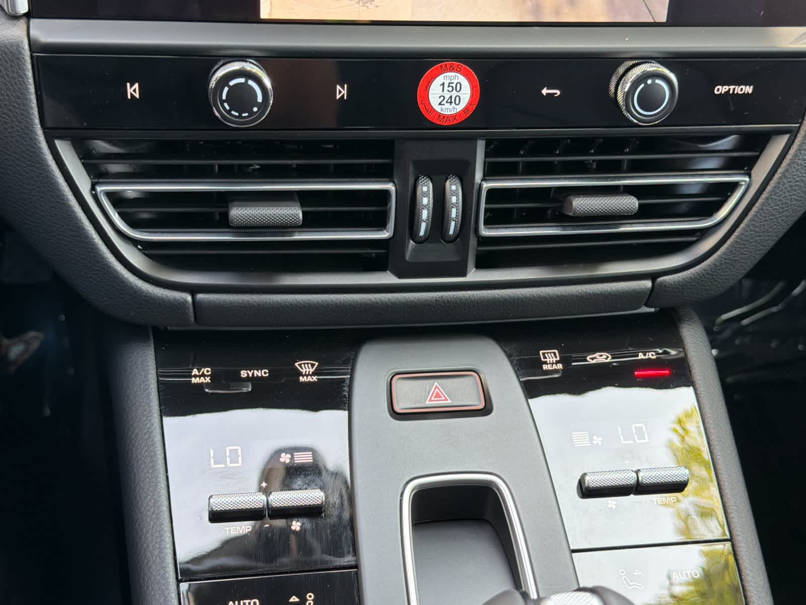 2025 Porsche Macan Macan