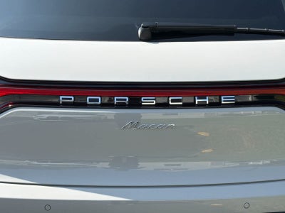 2025 Porsche Macan Macan