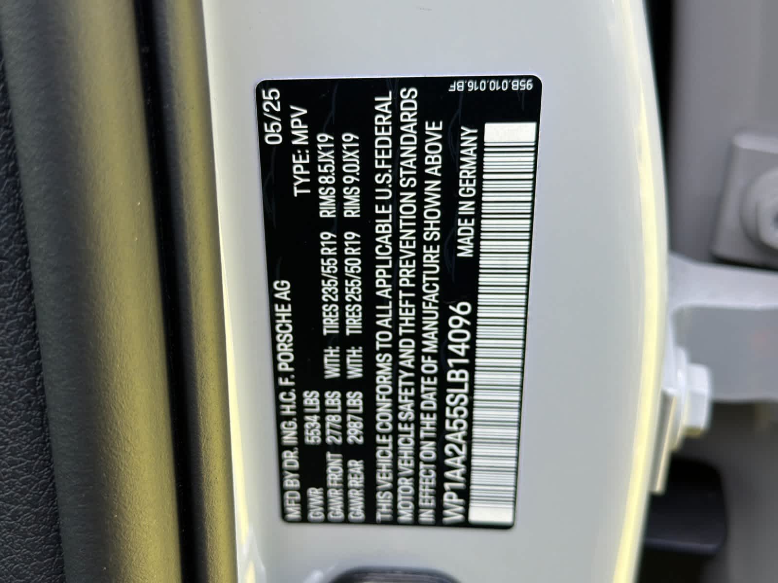 2025 Porsche Macan Macan