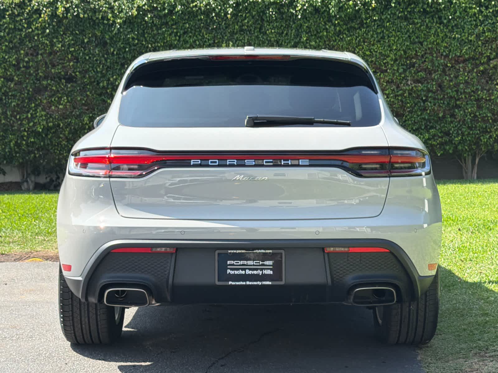 2025 Porsche Macan Macan