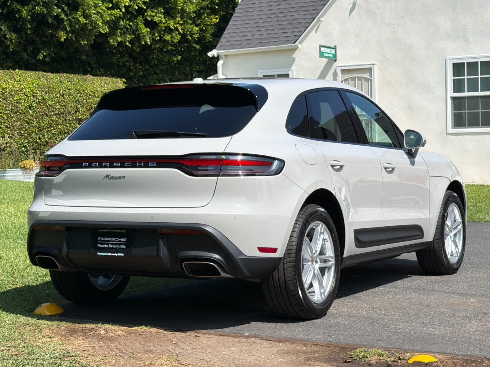 2025 Porsche Macan Macan