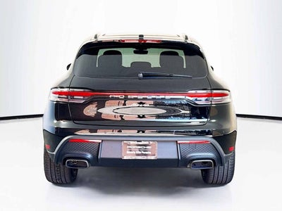 2026 Porsche Macan AWD